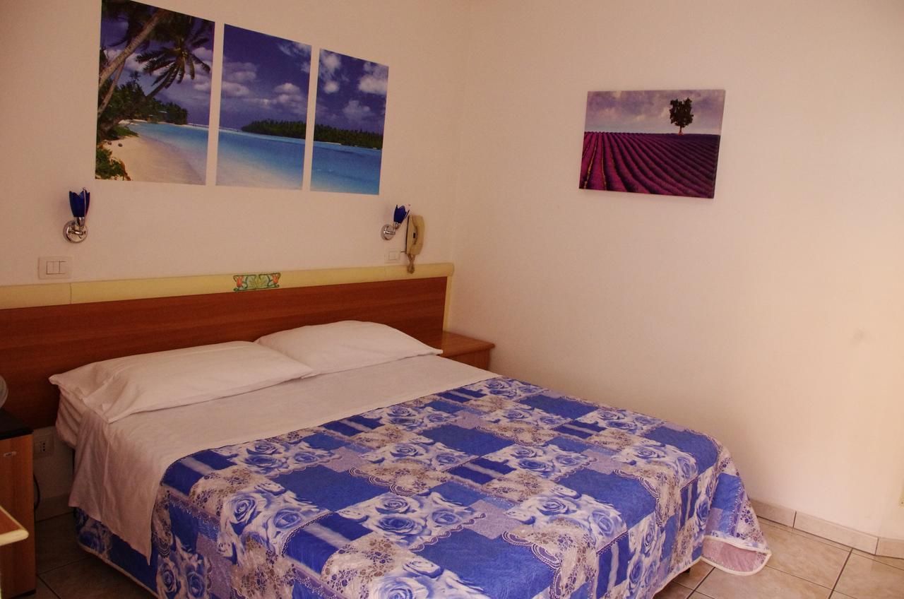Hotel La Playa San Benedetto del Tronto Exterior foto