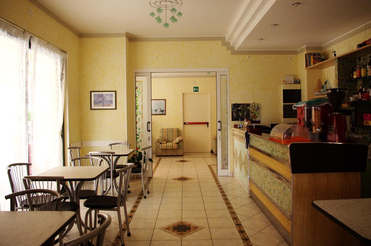 Hotel La Playa San Benedetto del Tronto Exterior foto